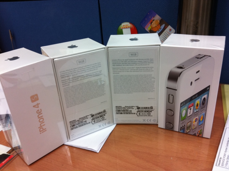 現貨 iphone4s16gb 白色 英國未鎖版3隻