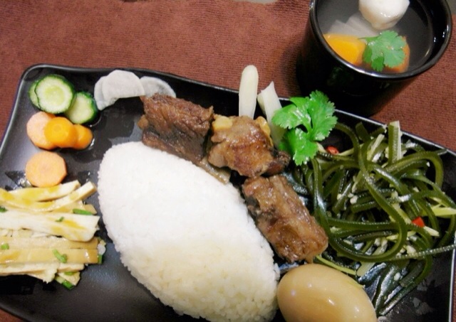絕對魯排骨套餐