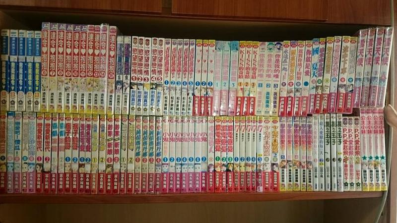 少女漫畫每本１０元